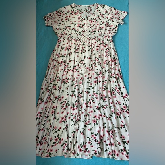 BEACH PARTY floral maxi dress smocked stretchy waist tassel strings size XXL - Picture 3 of 16